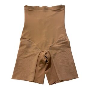 NEW-Honeylove‎ SuperPower Shorts Shapewear